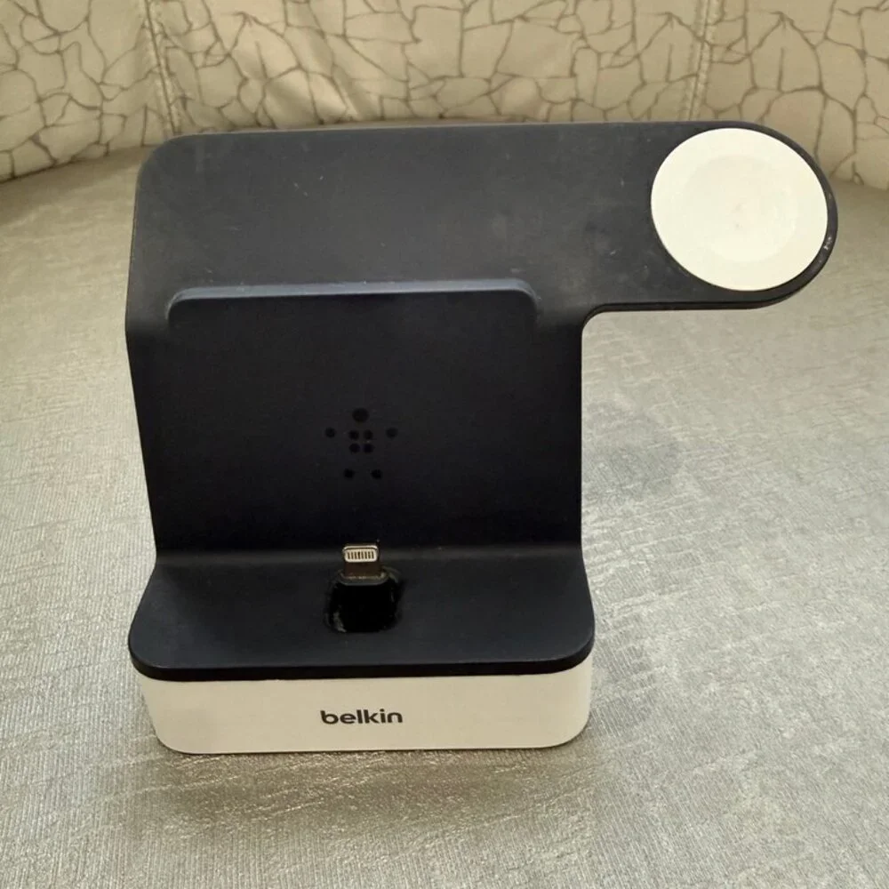Belkin boost charger wireless for iPhone and apple watch